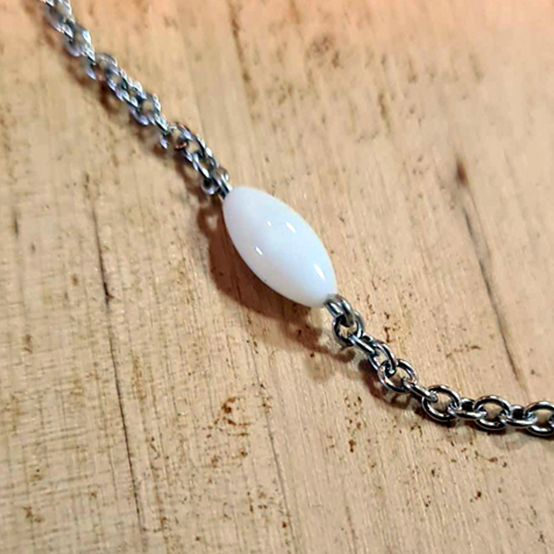 Mother of Pearl Decade Rosary with medal of the Angel and Our Lady of Fatima