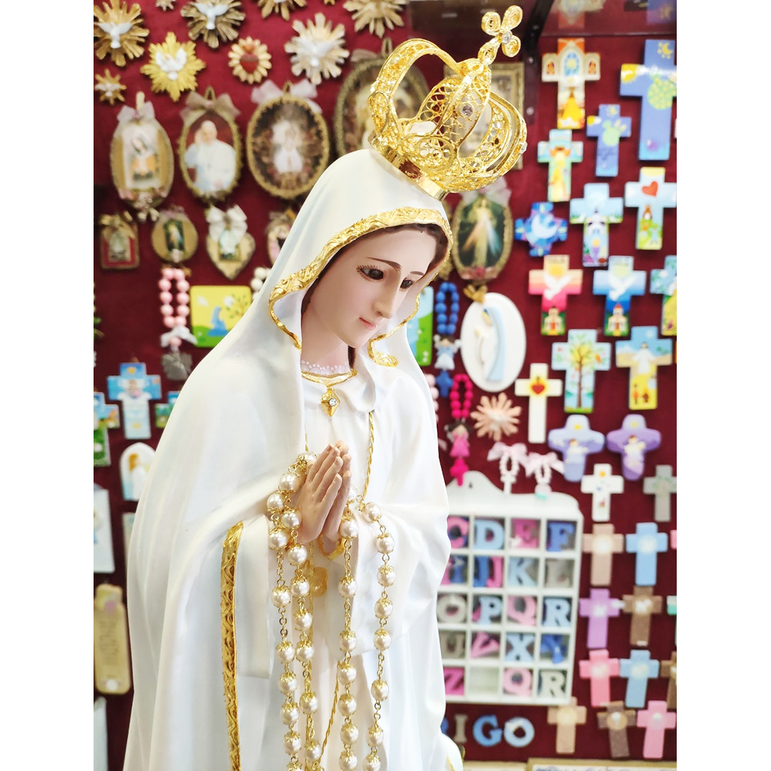 Our Lady of Fatima - Holm Oak - 23.6'' | 60cm