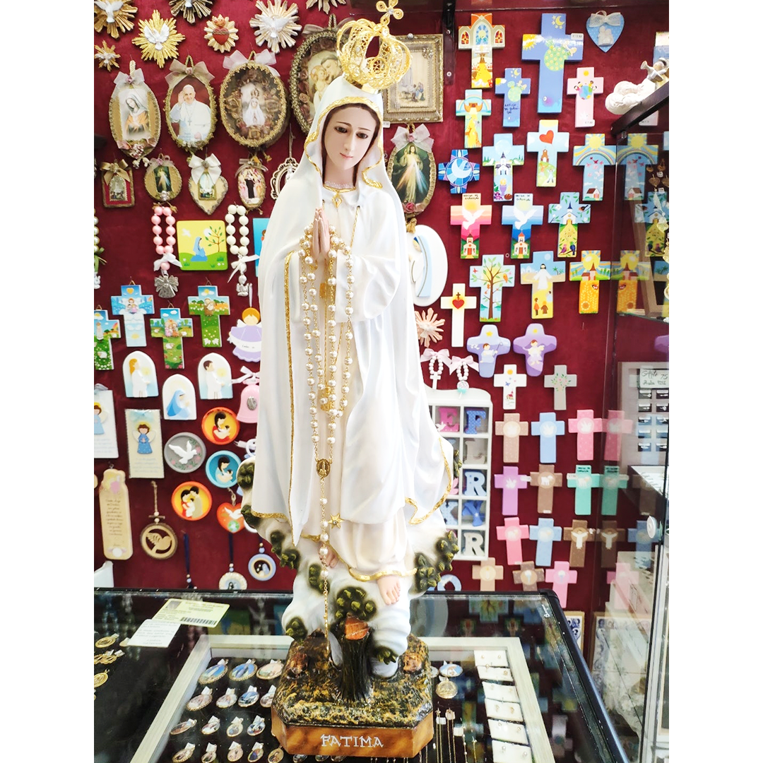 Our Lady of Fatima - Holm Oak - 23.6'' | 60cm